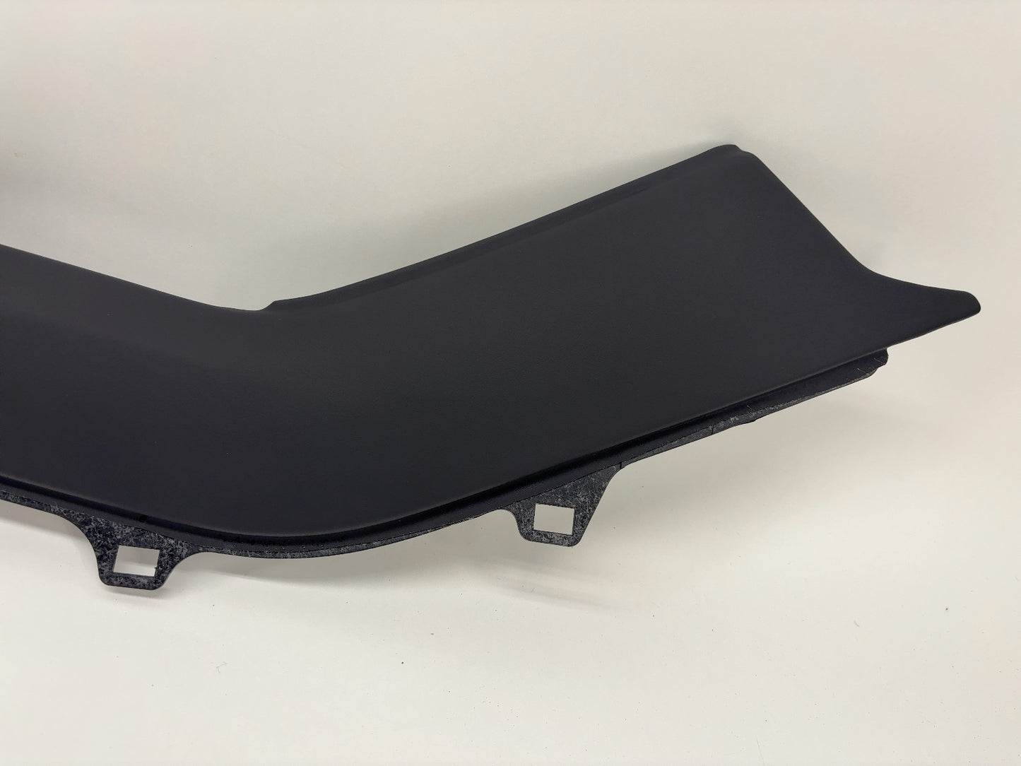 2025 Tesla Model 3 Highland Center Console Right Hockey Stick Trim 1714487-20-F