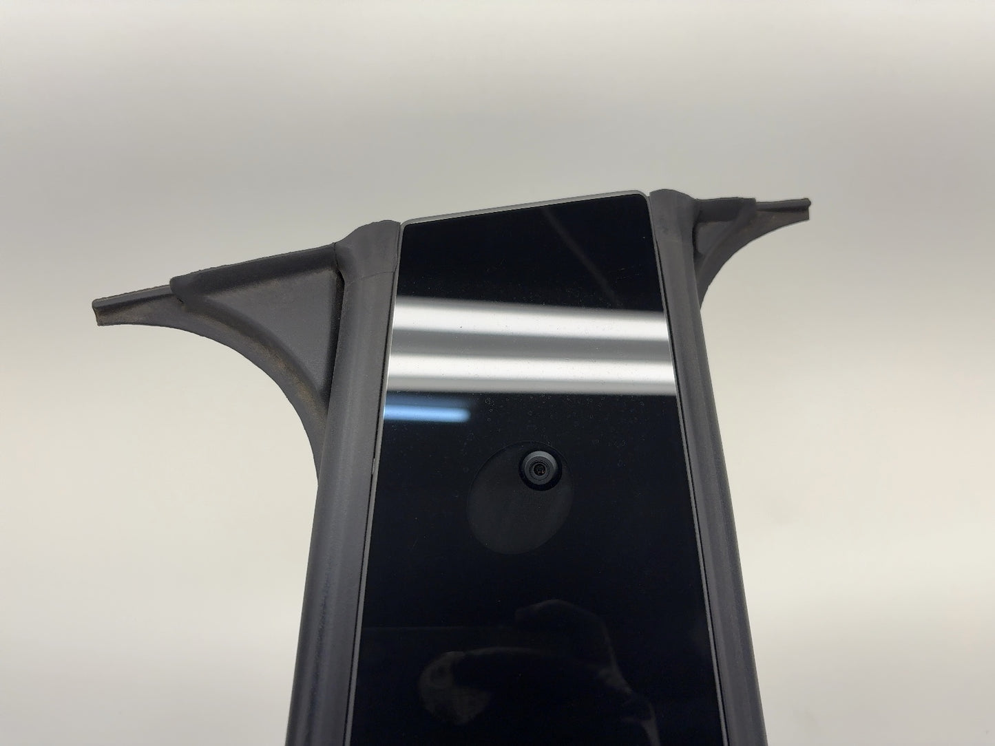 2021-2023 Tesla Model Y B Pillar Glass w Camera Left 1506885-00-H