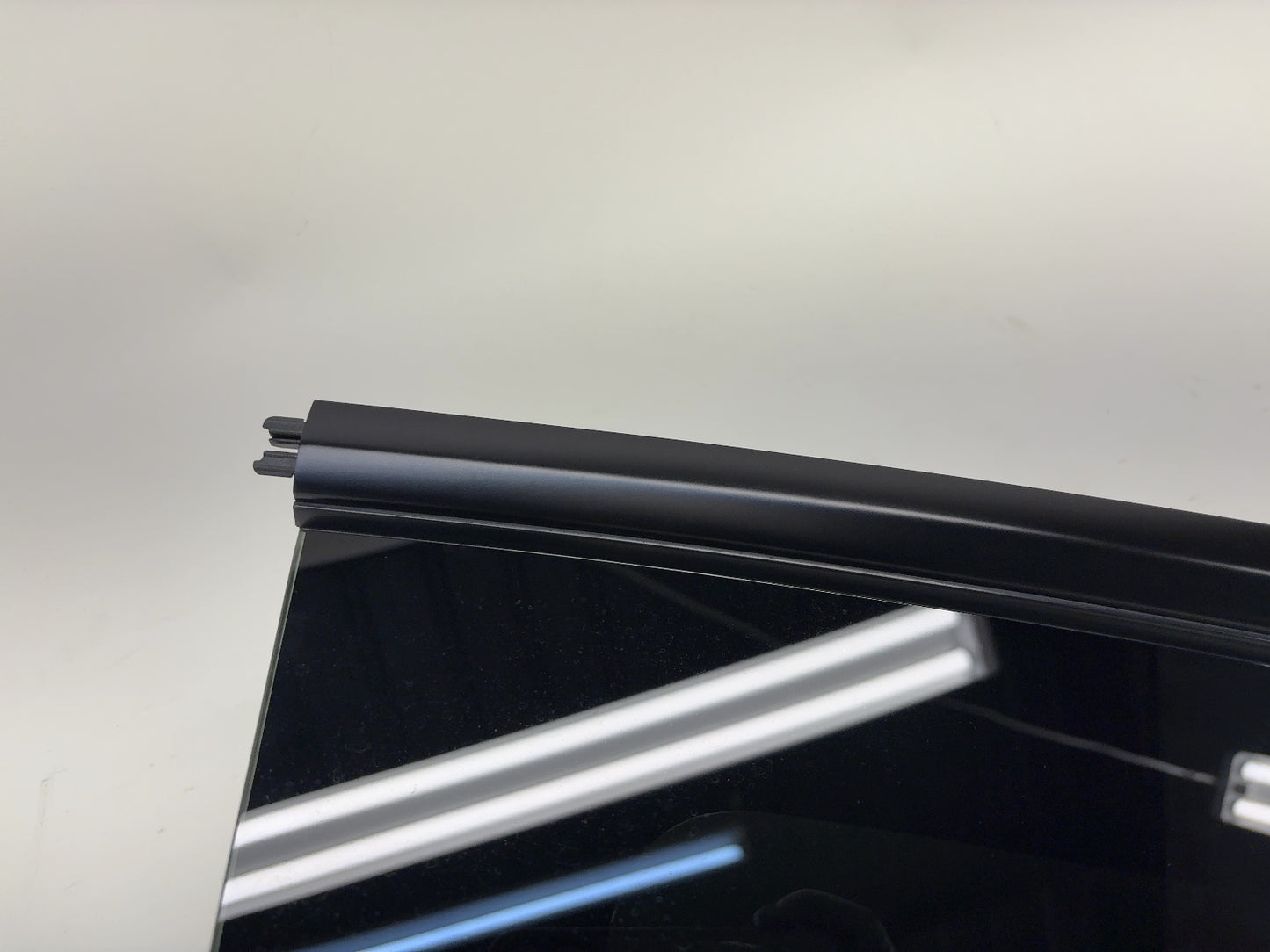 2021-2023 Tesla Model Y Left Quarter Glass 1495740-99-H