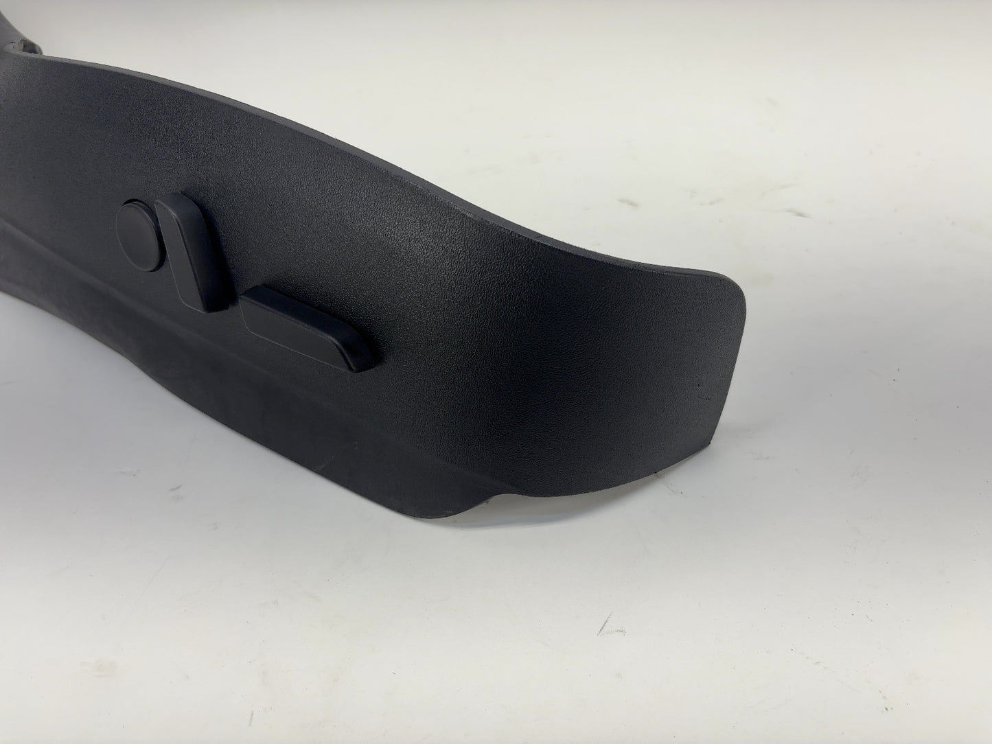 2019 Tesla Model 3 Front Right Passenger Seat Trim With Buttons 1098349-00-C