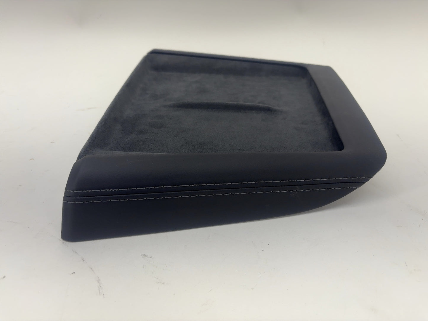 2025-2026 Tesla Model 3 Highland Wireless Charging Module & Pad 1761810-00-C