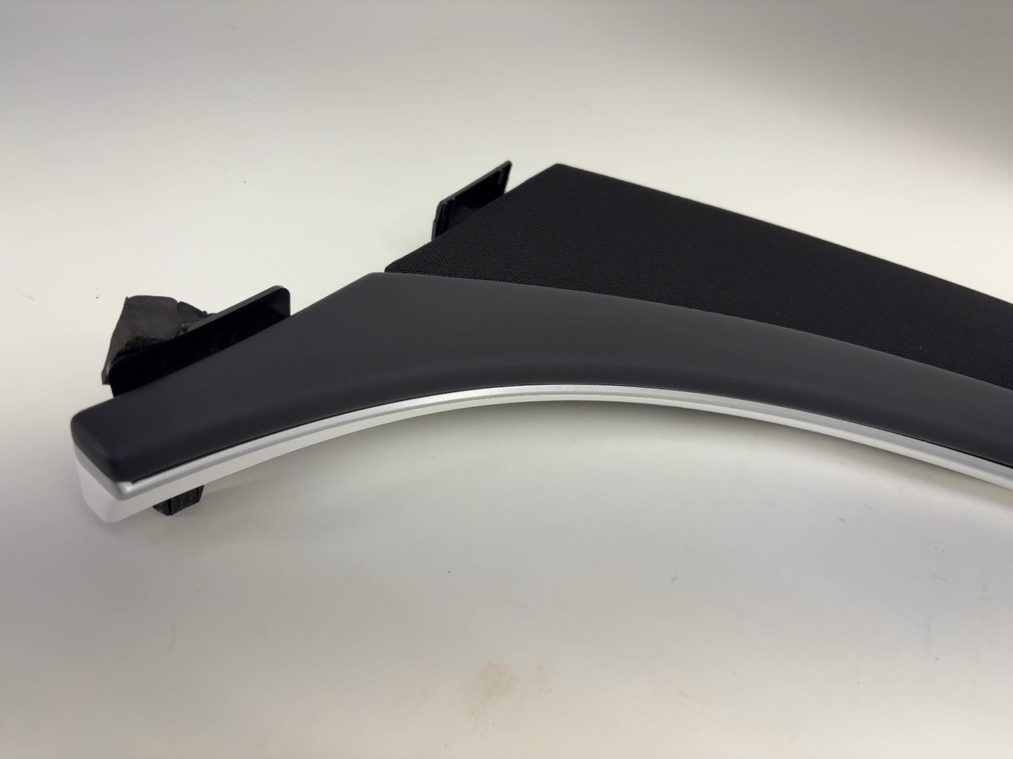 2024-2025 Tesla Model 3 Highland Instrument Panel Wrap Around Pur Ultra White 1774498-20-H