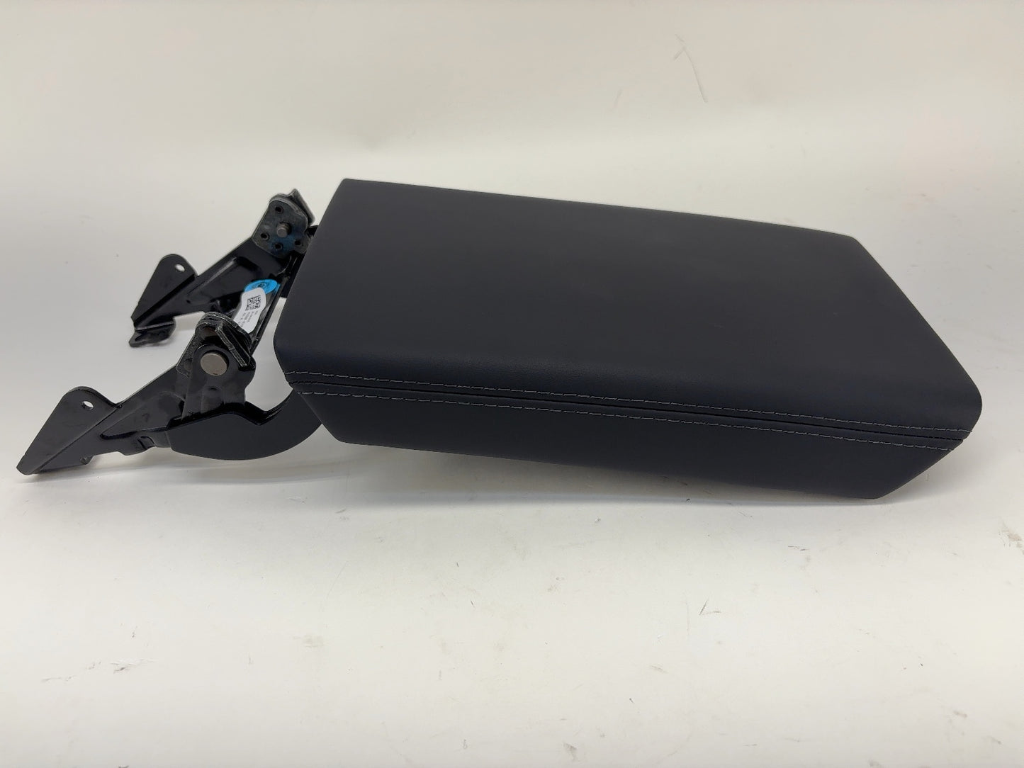 2025 Tesla Model 3 Highland Center Console Armrest 1714422-24-G