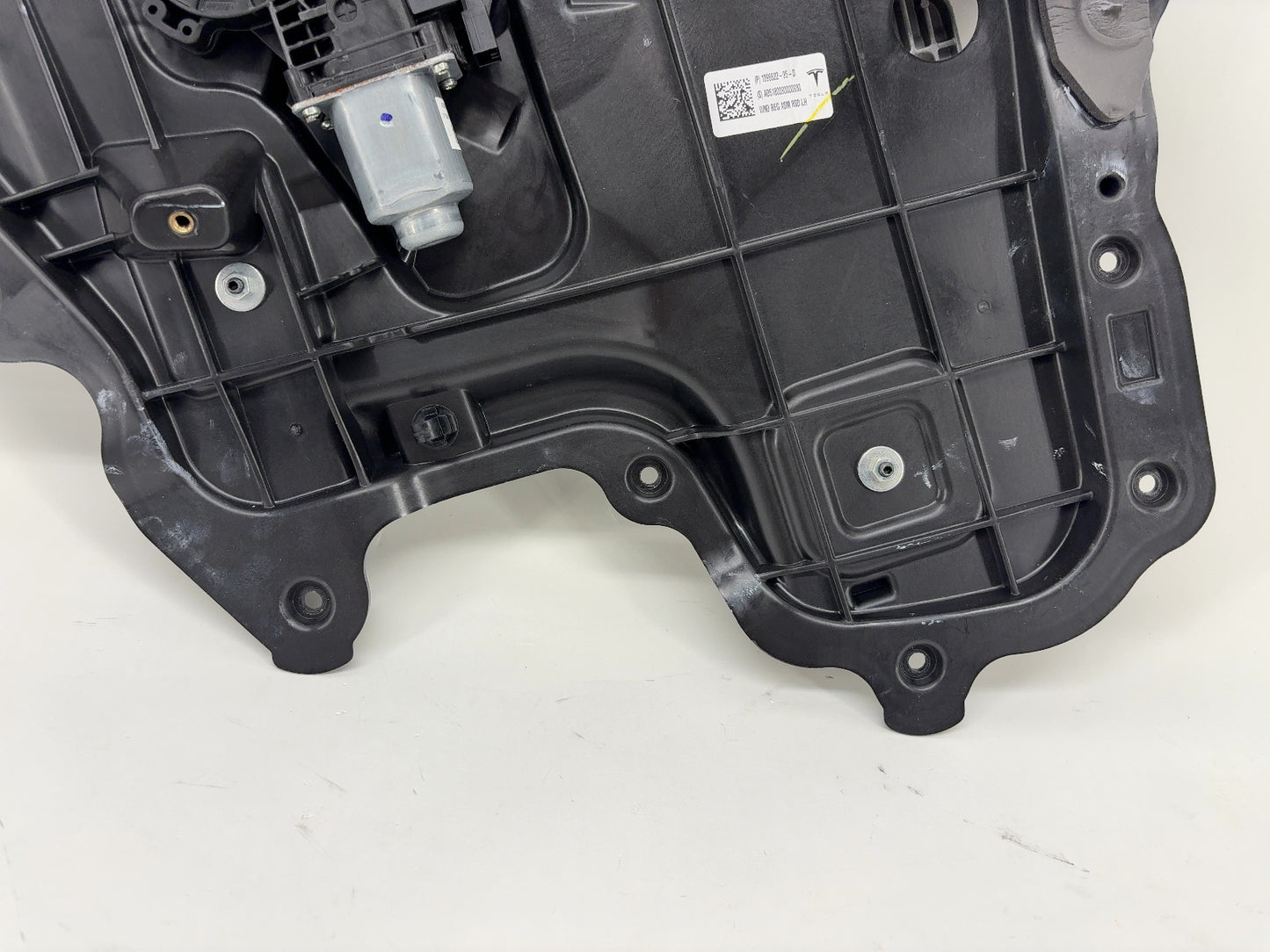2017 Tesla Model 3 Window Regulator Rear Left 1096622-95-D