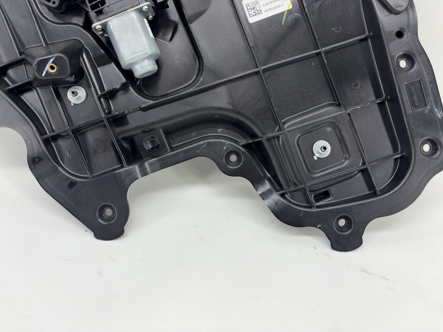 2017 Tesla Model 3 Rear Left Window Regulator 1096622-94-D