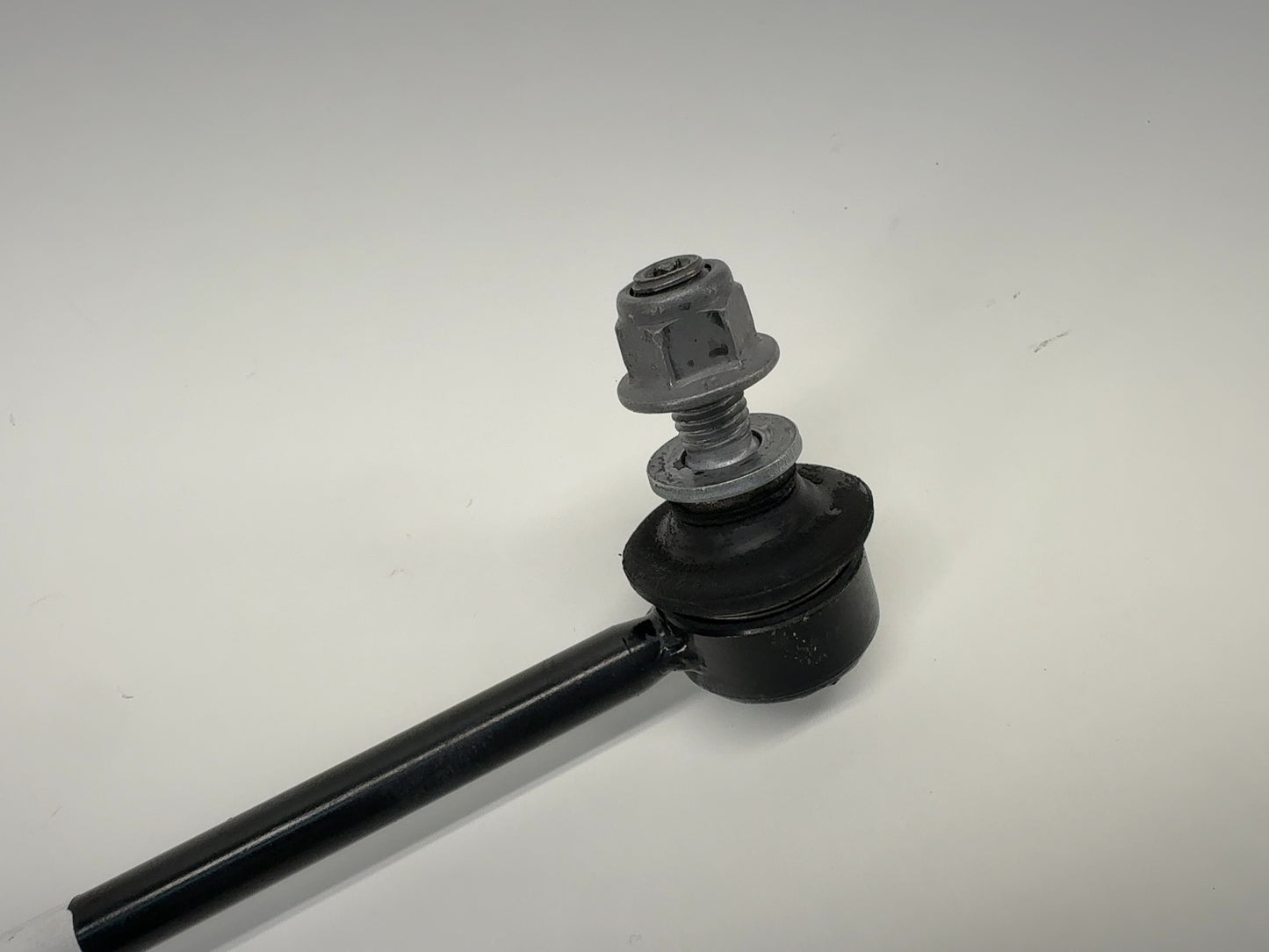 2018 Tesla Model 3 Front Stabilizer Bar Link Right 1044396-00-D
