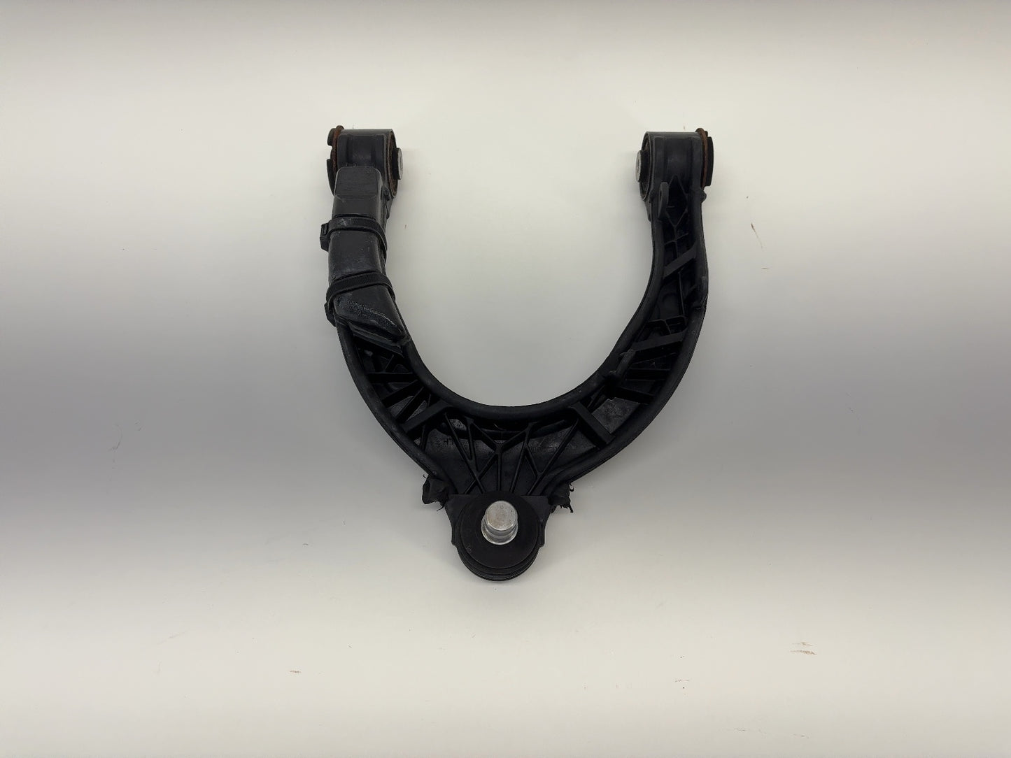 2018 Tesla Model 3 Front Left Upper Control Arm 1044321-00-E