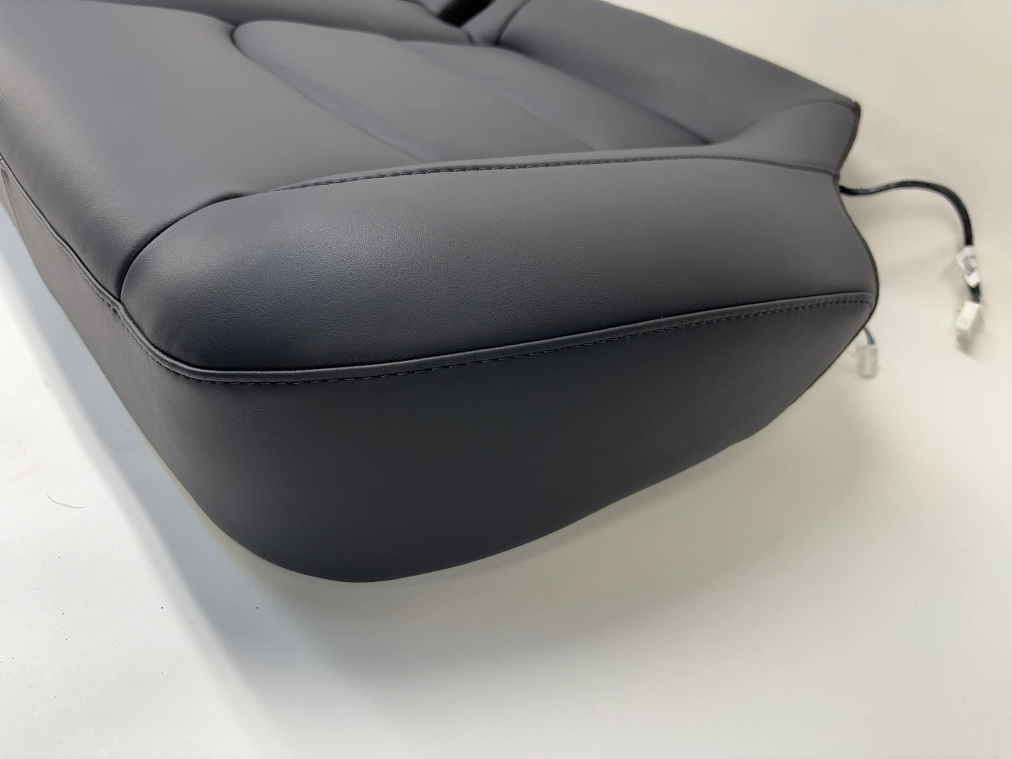 2023 Tesla Model 3 Rear Lower Seat Cushion 1452685-00-C