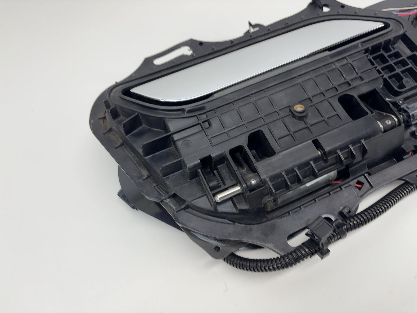 2015 Tesla Model S Rear Right Door Handle Retrofit Kit 1135723-S0-A