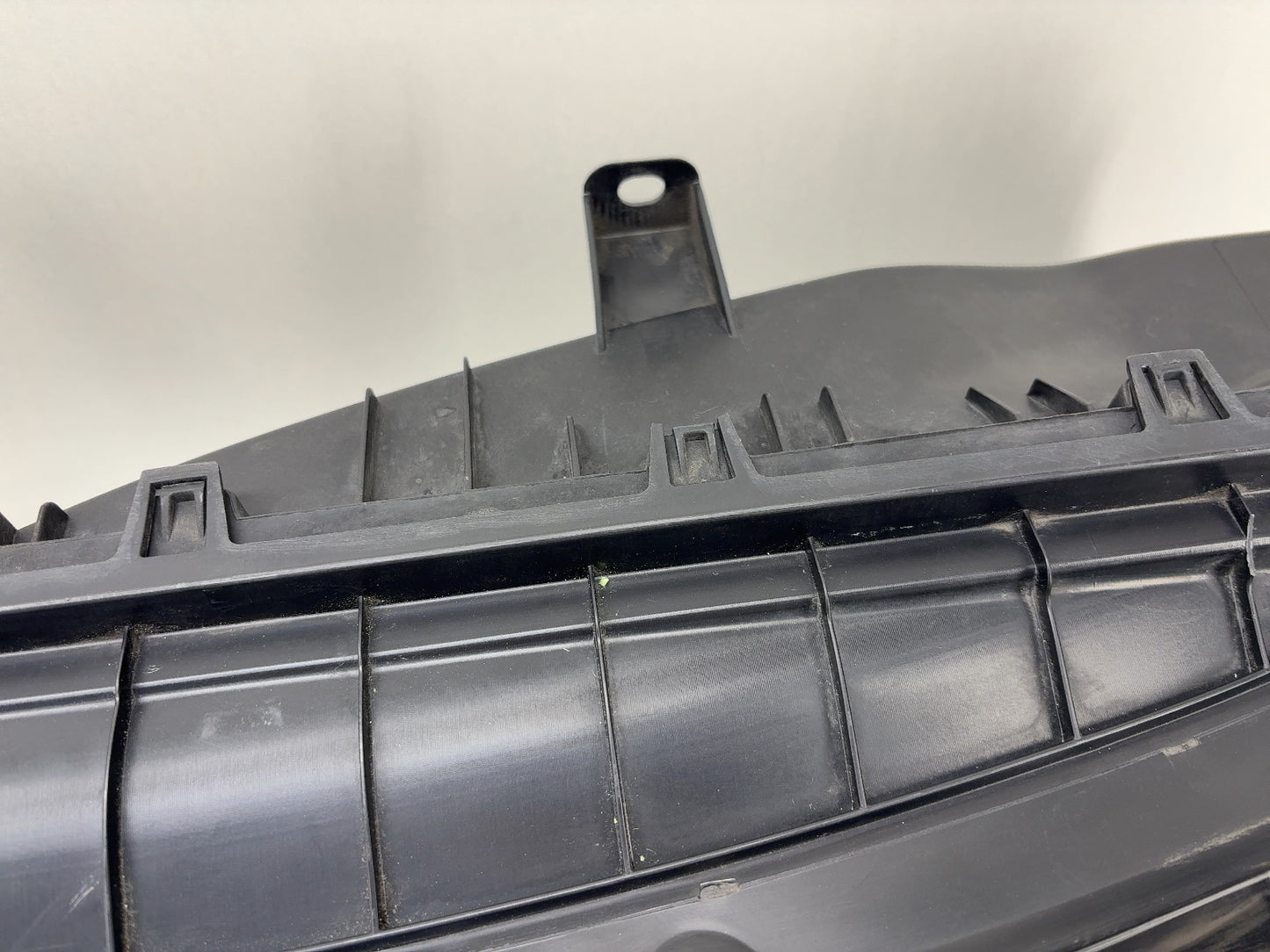 2015-2018 Tesla Model S Center Active Louvre With Radiator Assembly 1007256-00-K