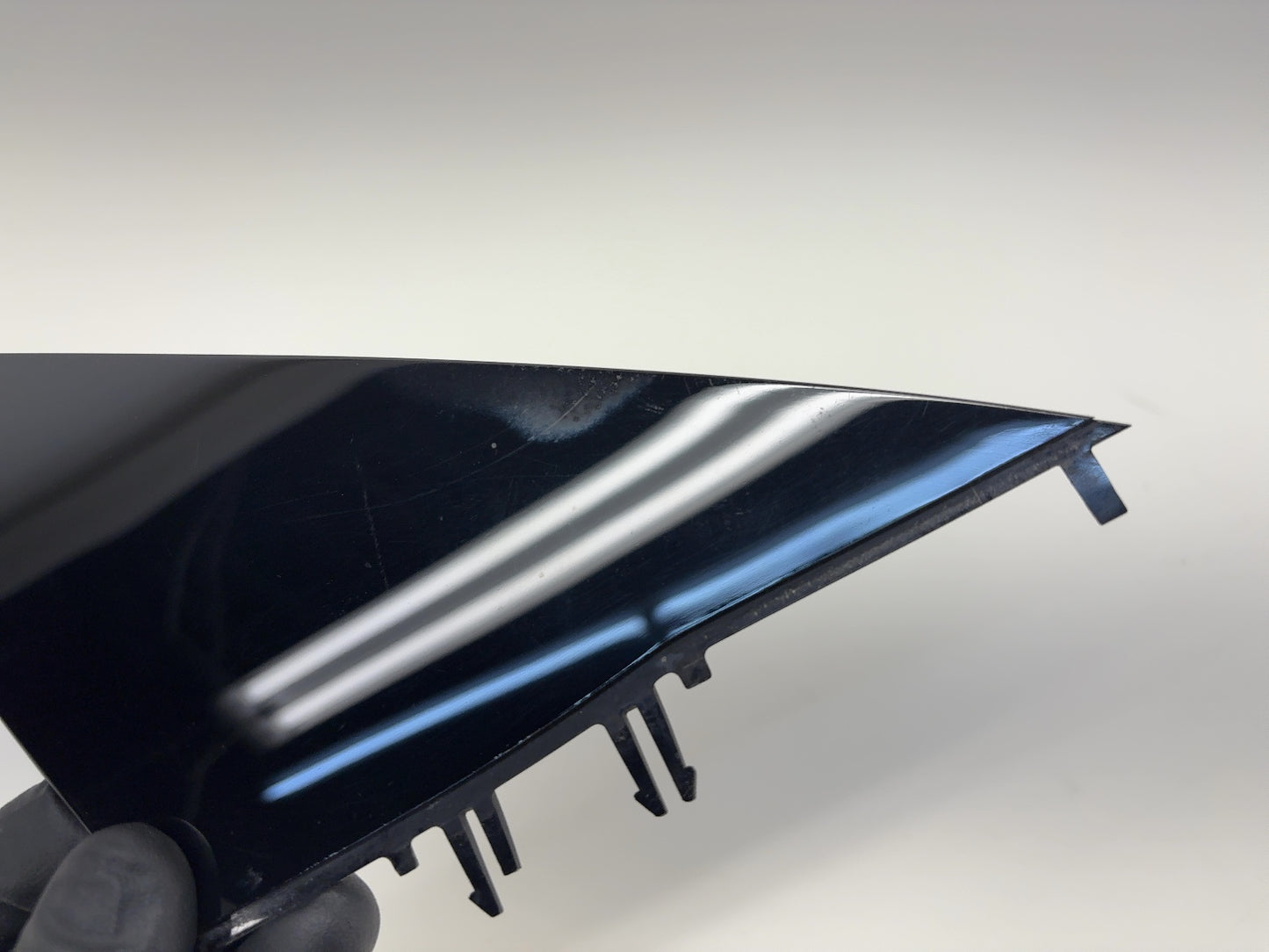 2021-2022 Tesla Model 3 Exterior Mirror A Pillar Applique Right 1130656-00-E