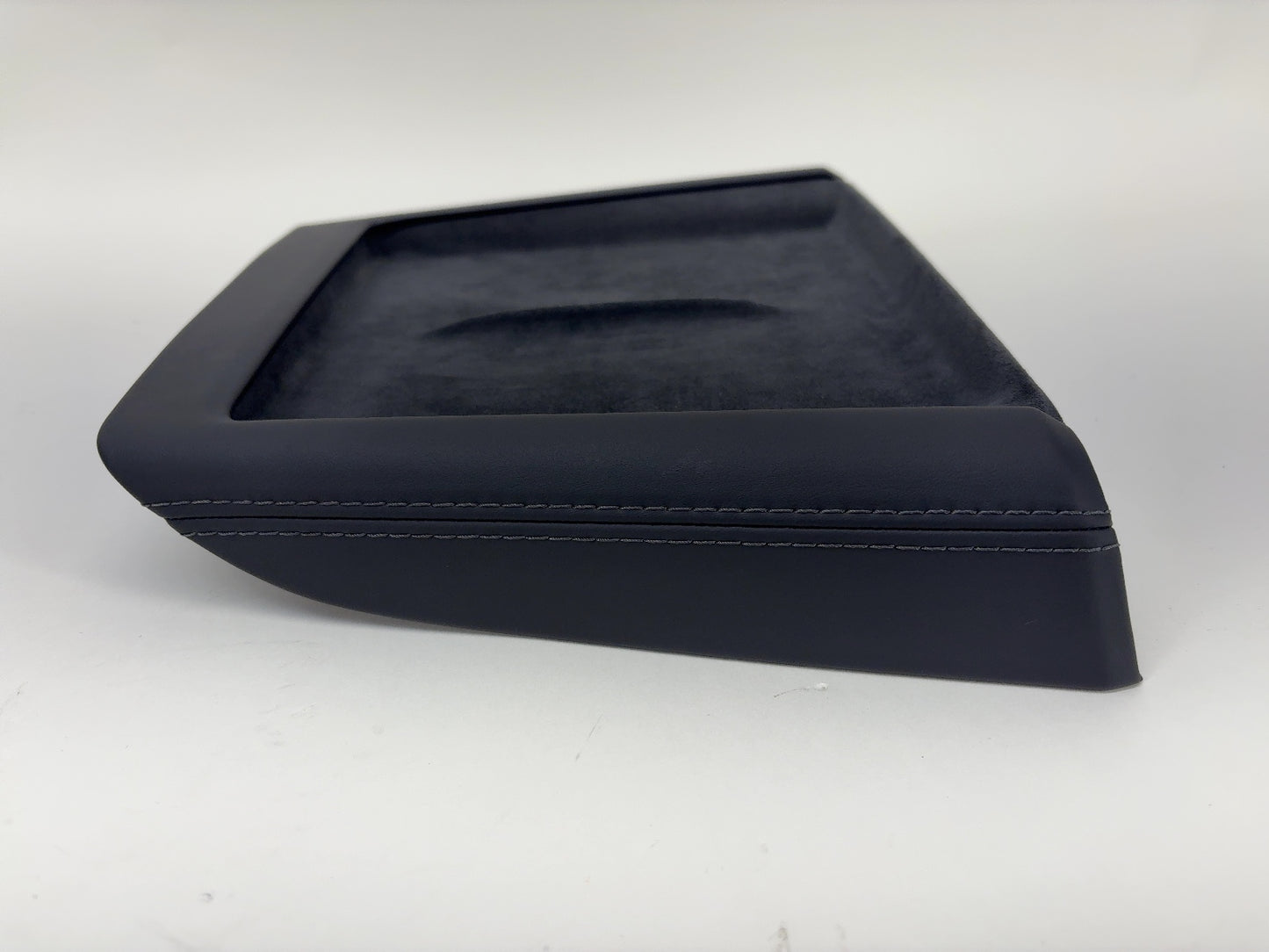 2025-2026 Tesla Model 3 Highland Wireless Charging Module & Pad 1761810-00-D