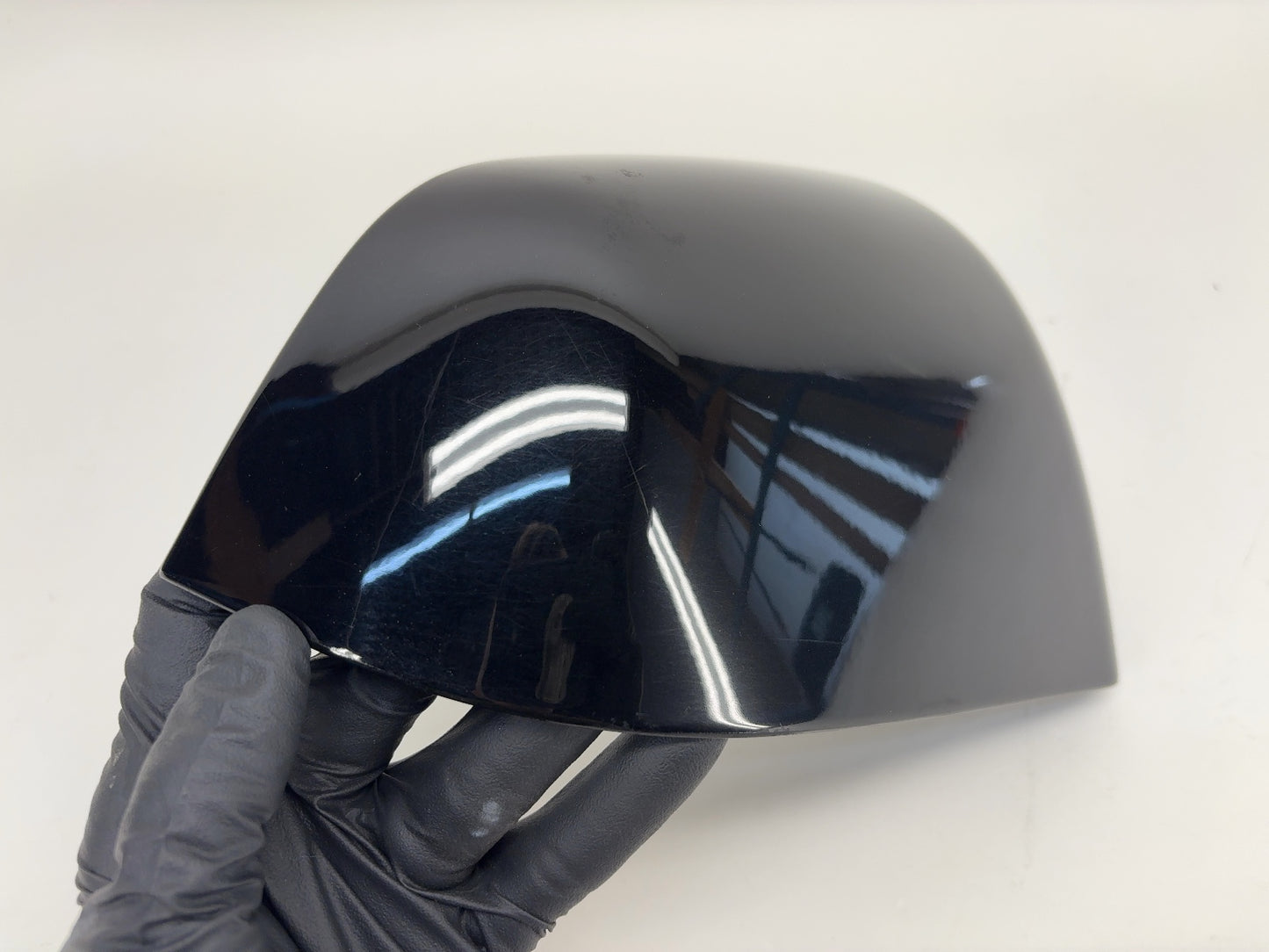 2023-2024 Tesla Model Y Exterior Mirror Skull Cap Right 1495594-00-A