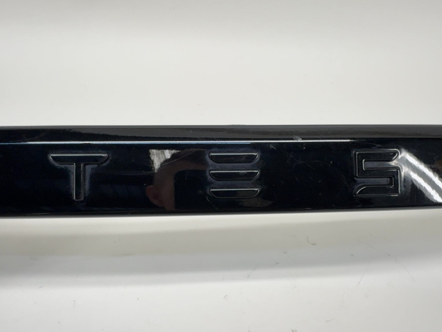 2021 Tesla Model S Liftgate Applique 1026649-00-F