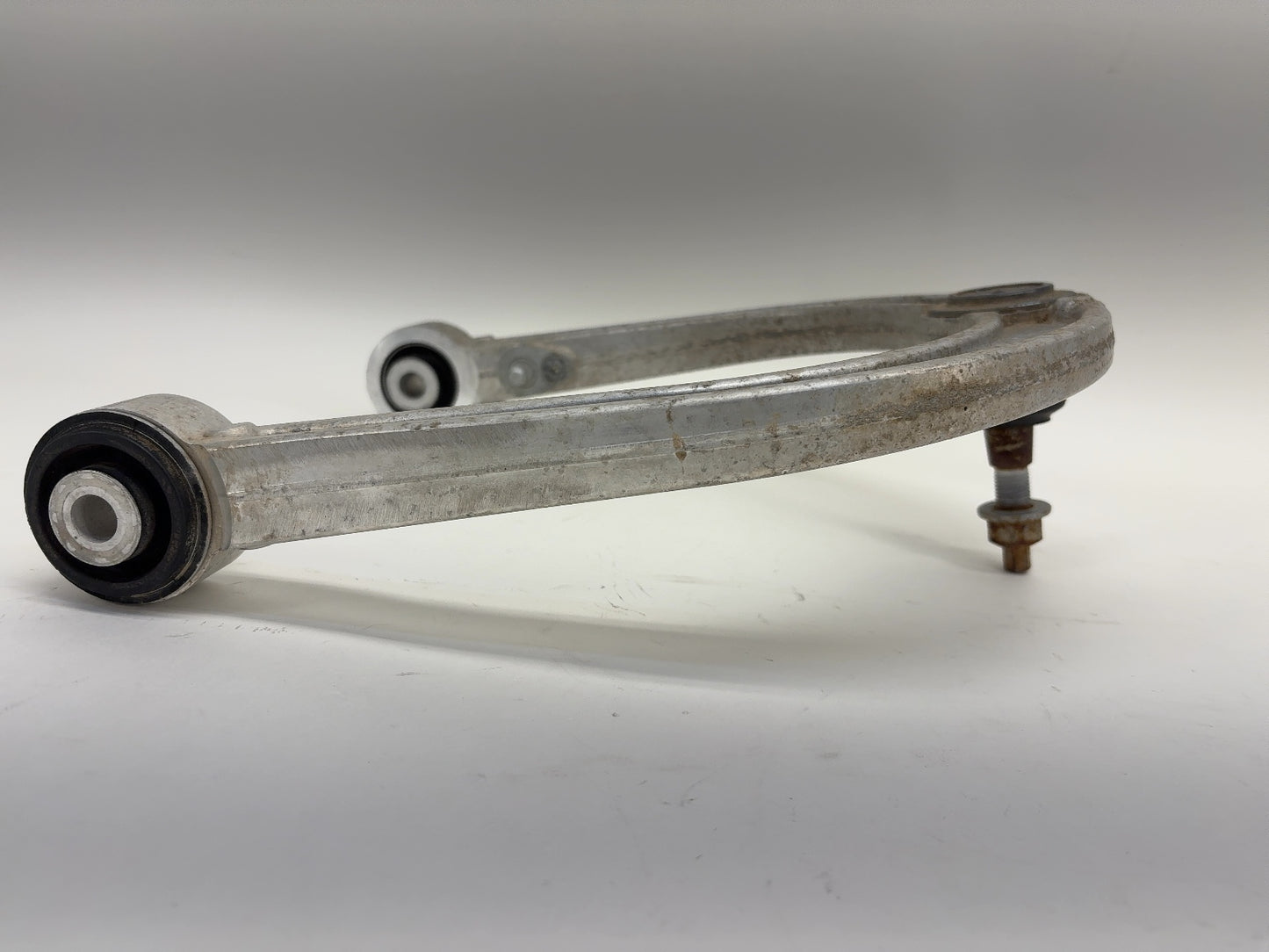 2023 Rivian R1S R1T Front Right Upper Control Arm U PT00001857-J