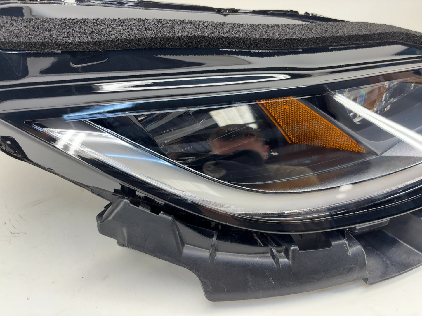 2025 Tesla Model 3 Highland Right Headlamp 1694087-00-H