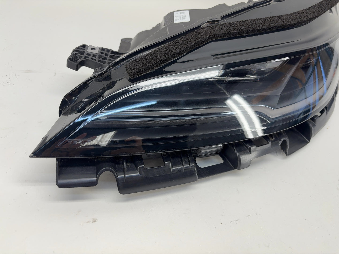 2024-2025 Tesla Model 3 Highland Left Headlamp 1694086-00-G