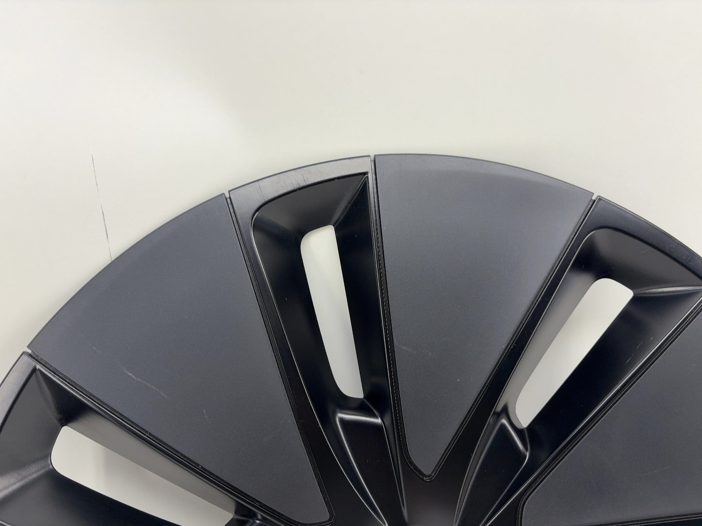2024-2025 Tesla Model 3 Highland 18 Inch Photon Wheel Cover Note* 1344251-P0-B