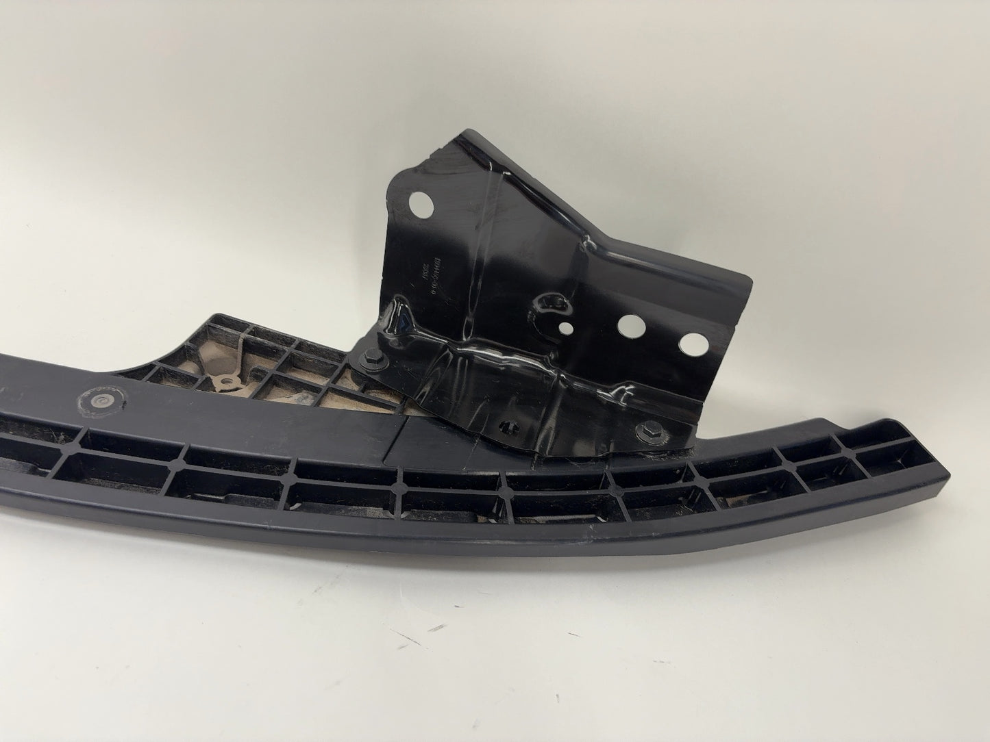 2025 Tesla Model 3 Front Ankle Catcher 1694328-00-E