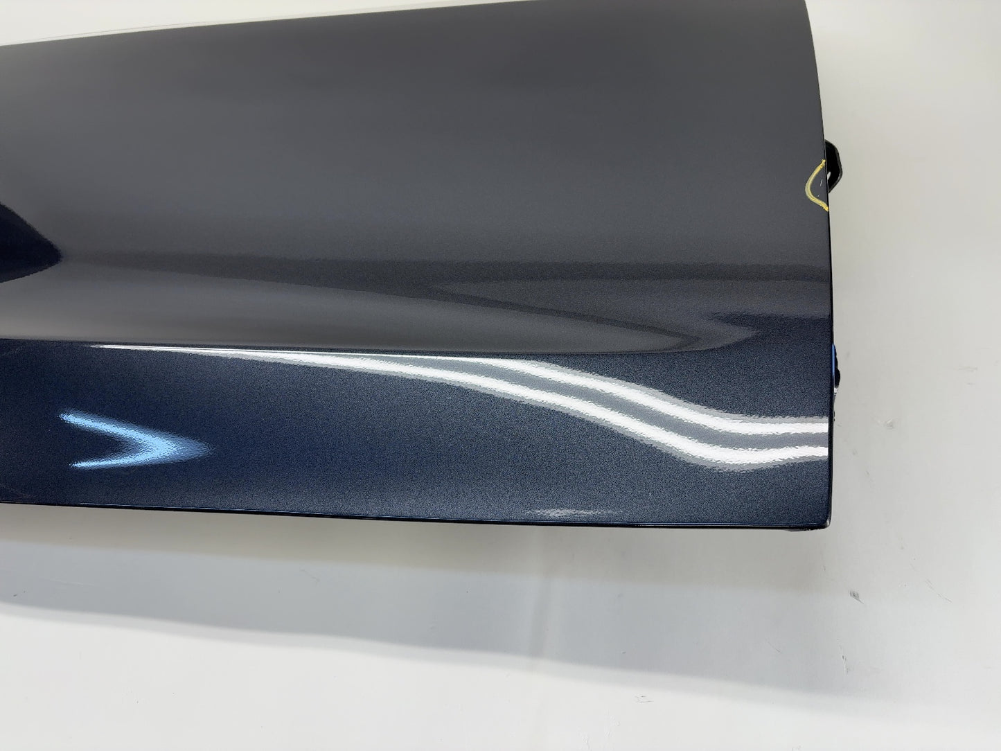 2024-2025 Tesla Model 3 Highland Front Right Door Shell 1751846-E0-A