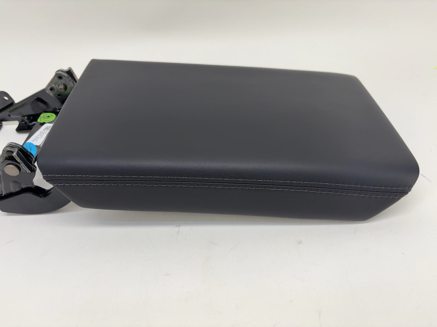 2025-2026 Tesla Model 3 Highland Center Console Armrest 1714422-24-G