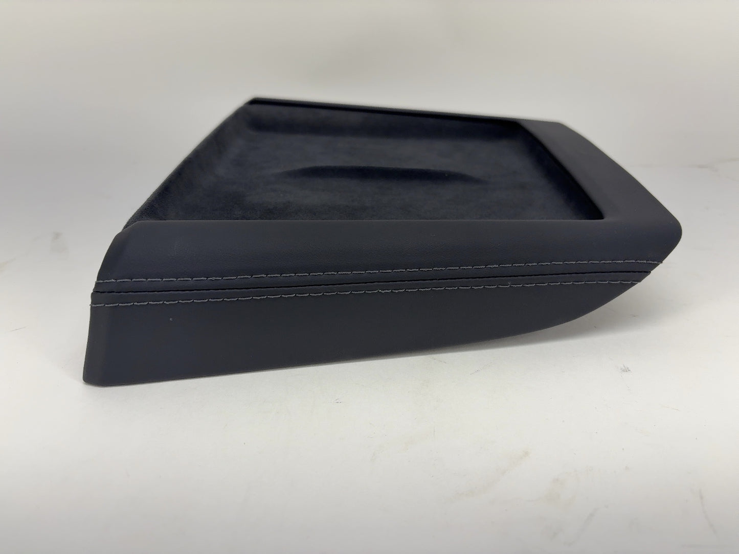 2025-2026 Tesla Model 3 Highland Wireless Charging Module & Pad 1761810-00-D