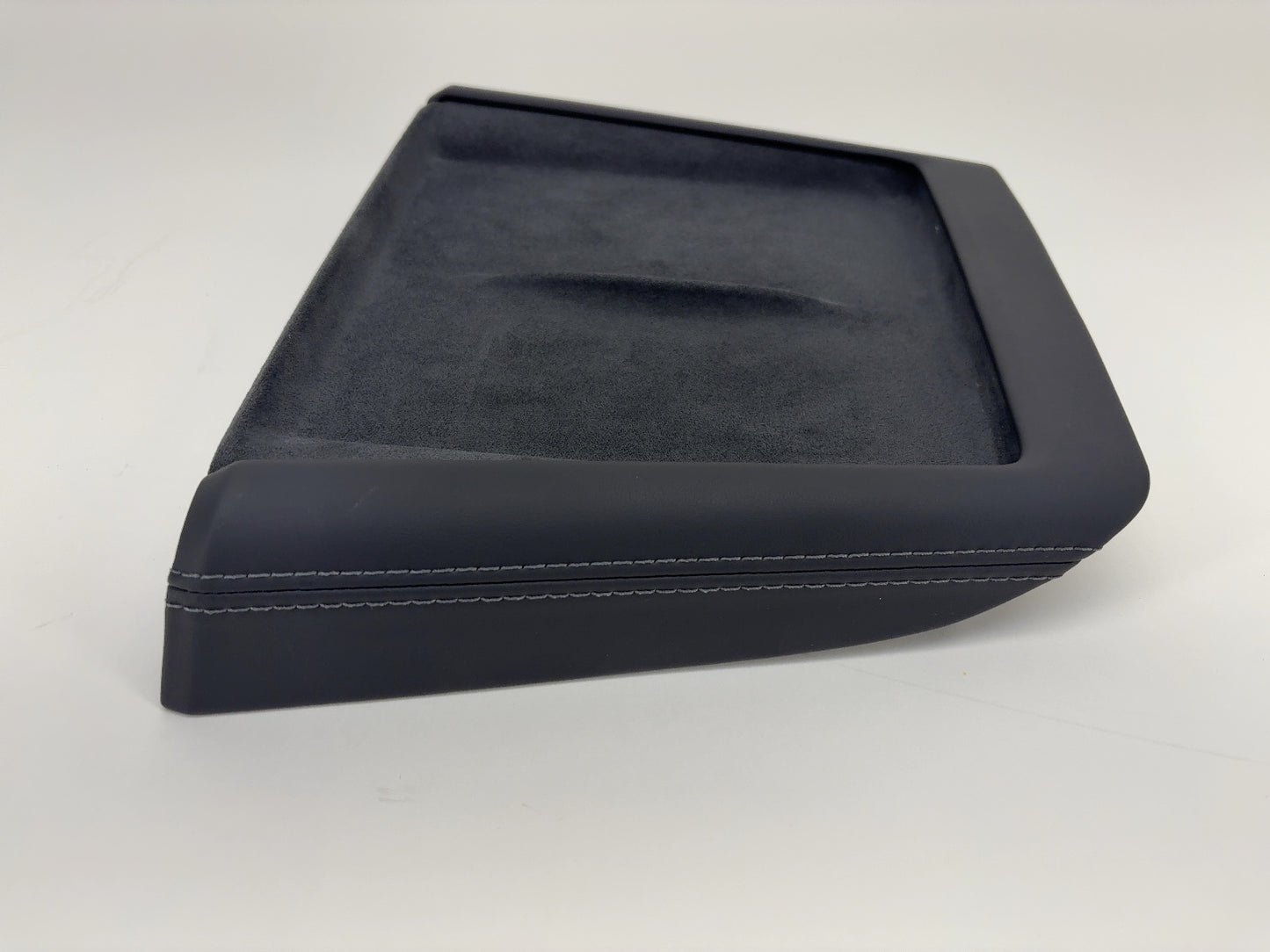 2025-2026 Tesla Model 3 Highland Wireless Charging Module & Pad 1761810-00-D