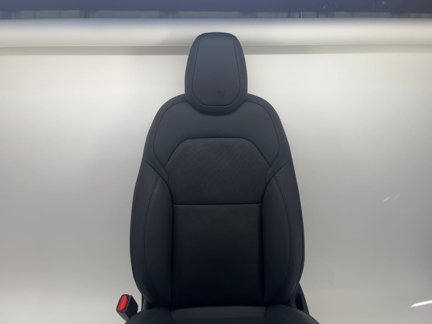 2025 Tesla Model 3 Highland Front Left Seat Assembly 7754322-01-C