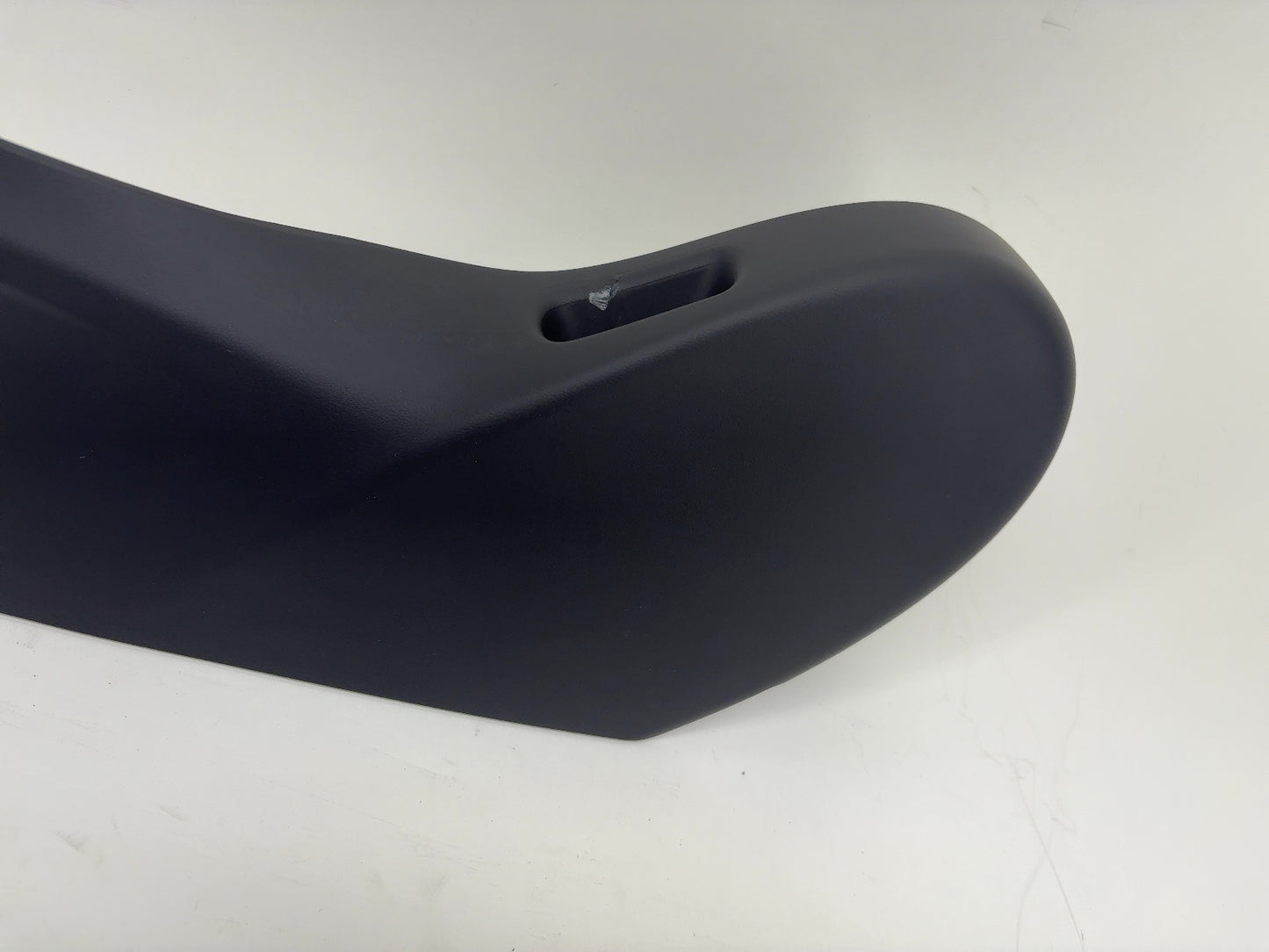 2025 Tesla Model 3 Highland Left Seat Trim With Buttons 2002256-00-D