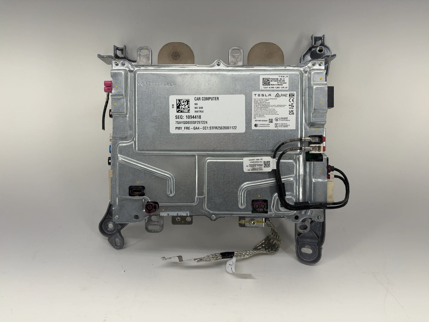2025 Tesla Model Y Car Computer With Vc Left Controller 2003160-00-E