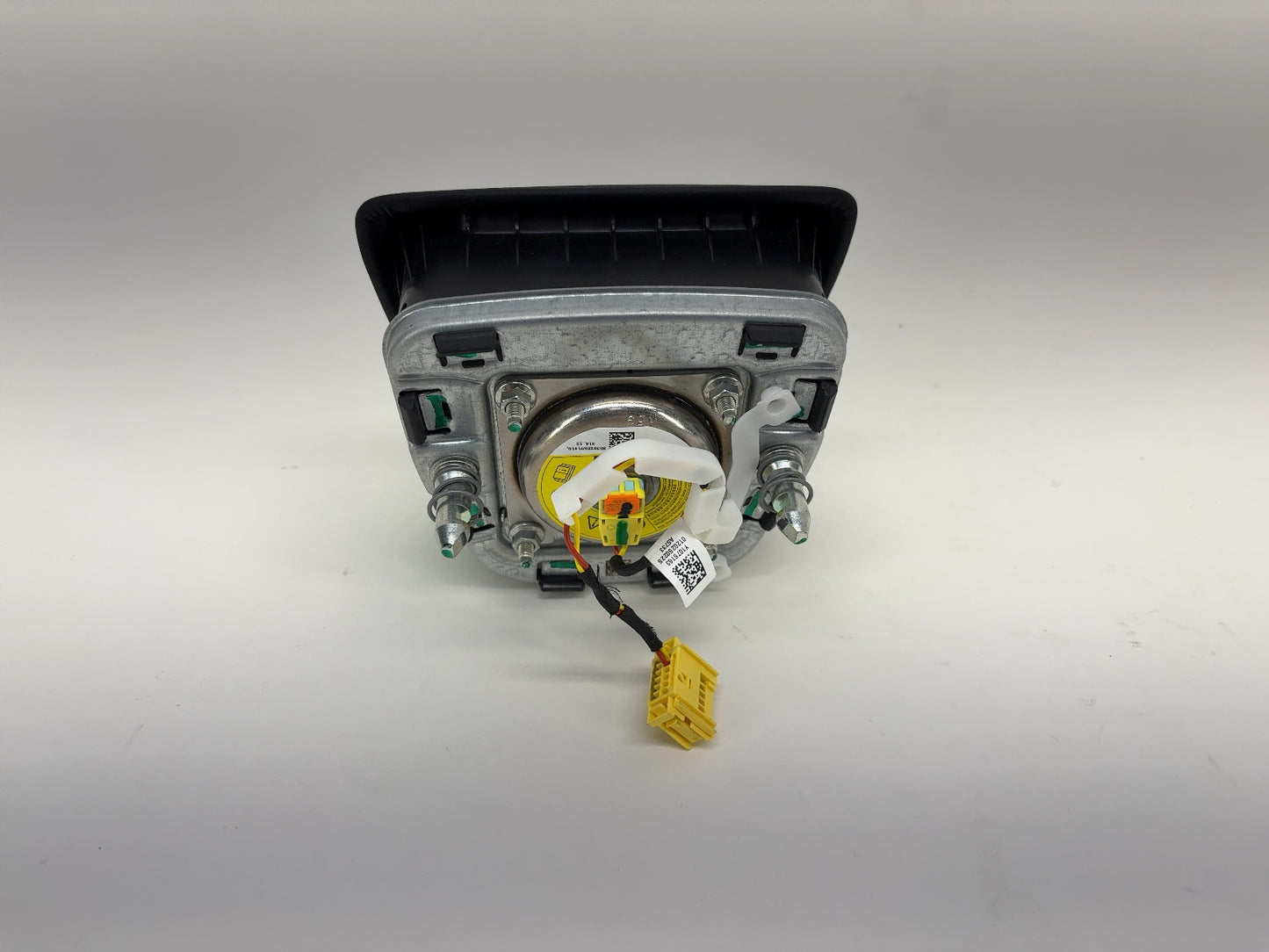 2025-2026 Tesla Model Y Juniper Steering Wheel Airbag 2003661-00-C