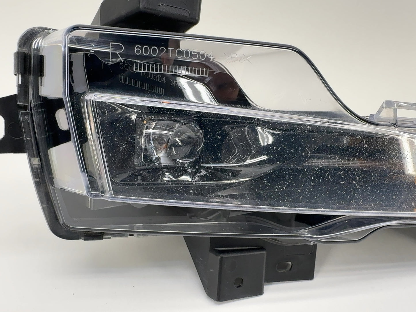 2021-2023 Tesla Model 3 Right Passenger Fog Lamp 1077392-00-F