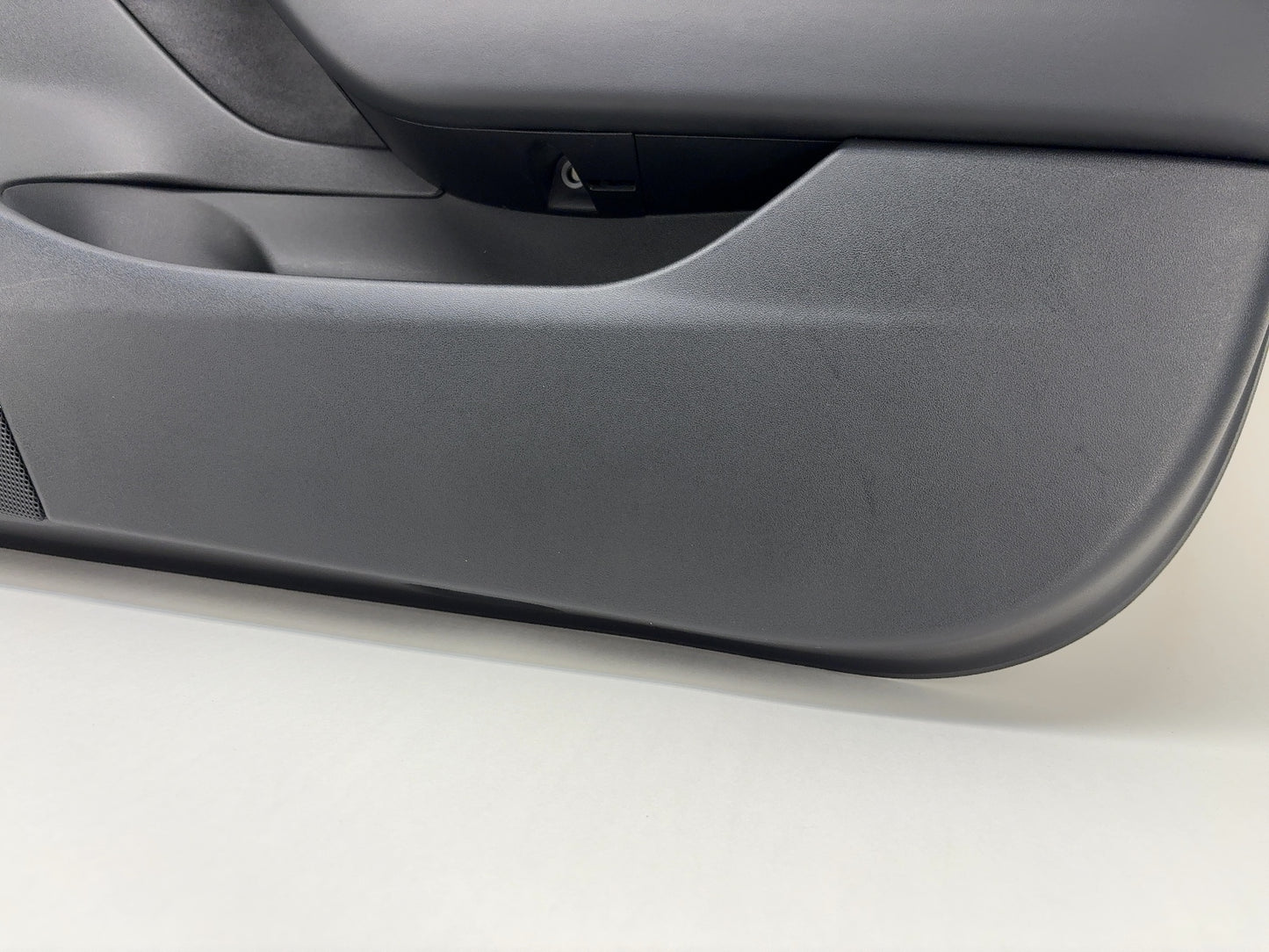 2021-2022 Tesla Model 3 Front Right Door Panel 1588127-01-D