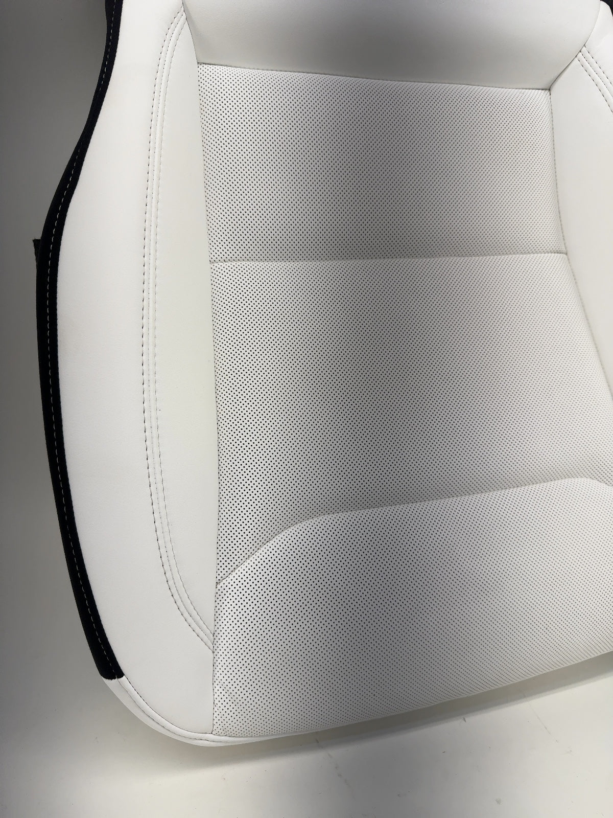 2025 Tesla Model 3 Highland Front Left Seat Lower Cushion White 1997744-02-C