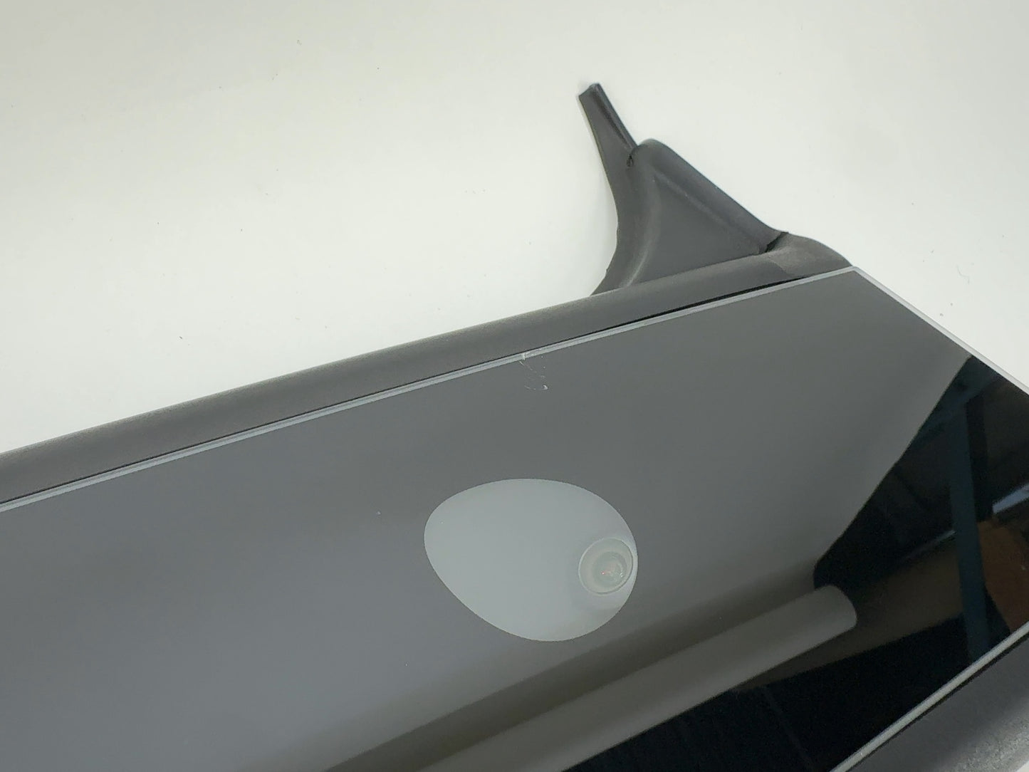 2026 Tesla Model Y Juniper B Pillar Glass With Camera Left 1937557-79-B