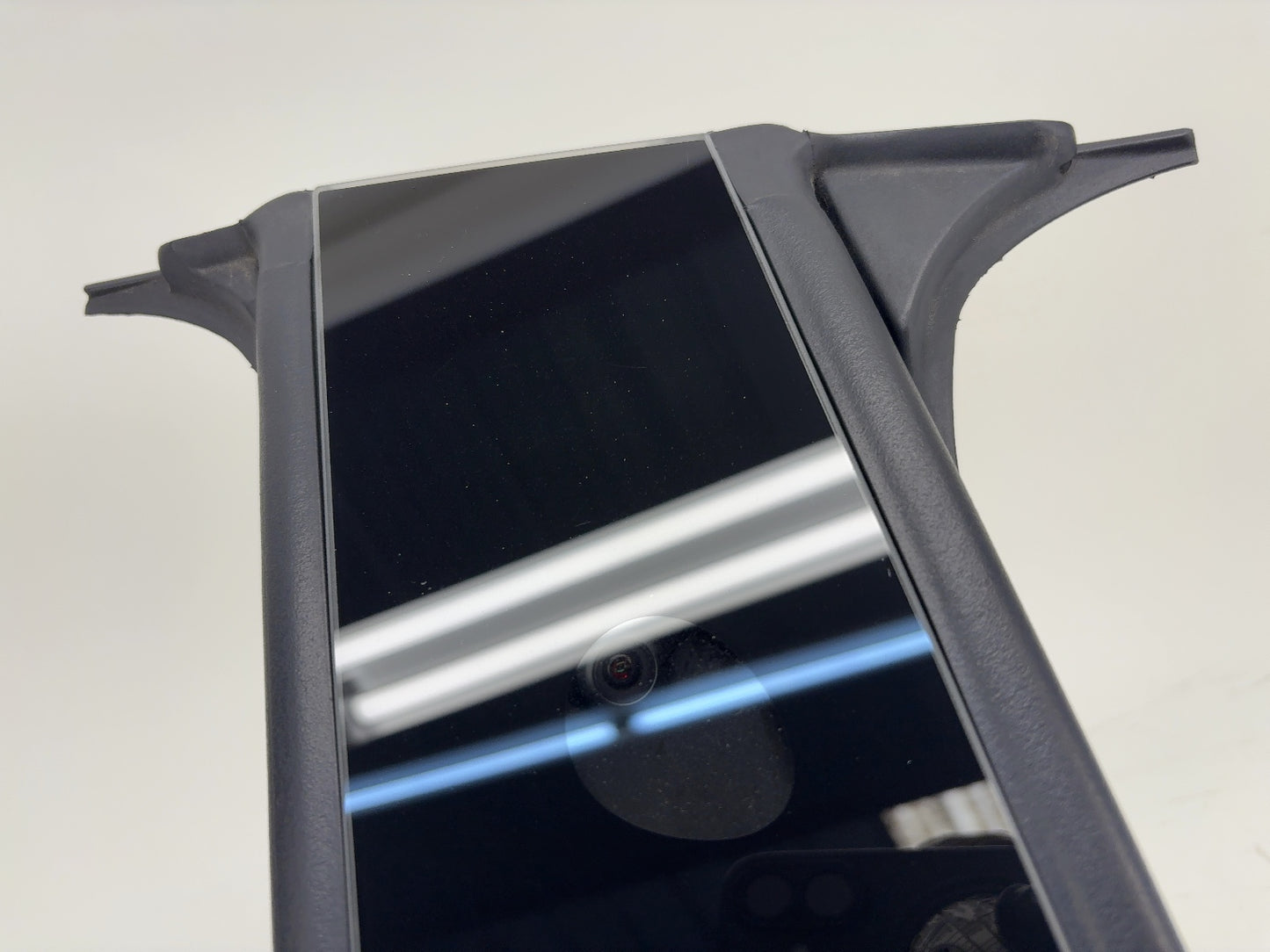 2026 Tesla Model Y Juniper B Pillar Glass With Camera Right 1937558-79-B