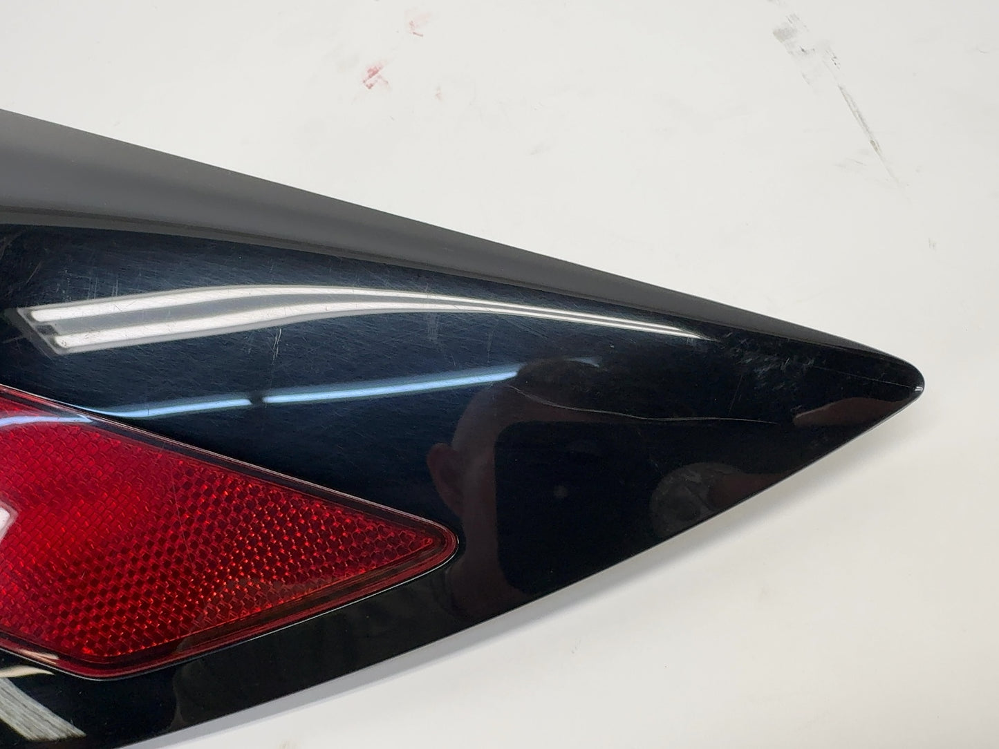 2021-2023 Tesla Model 3 Right Quarter Reflector 1518783-00-B