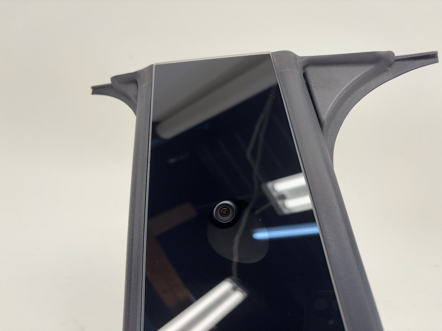 2023 Tesla Model Y B Pillar Glass Right With Camera 1785300-00-B