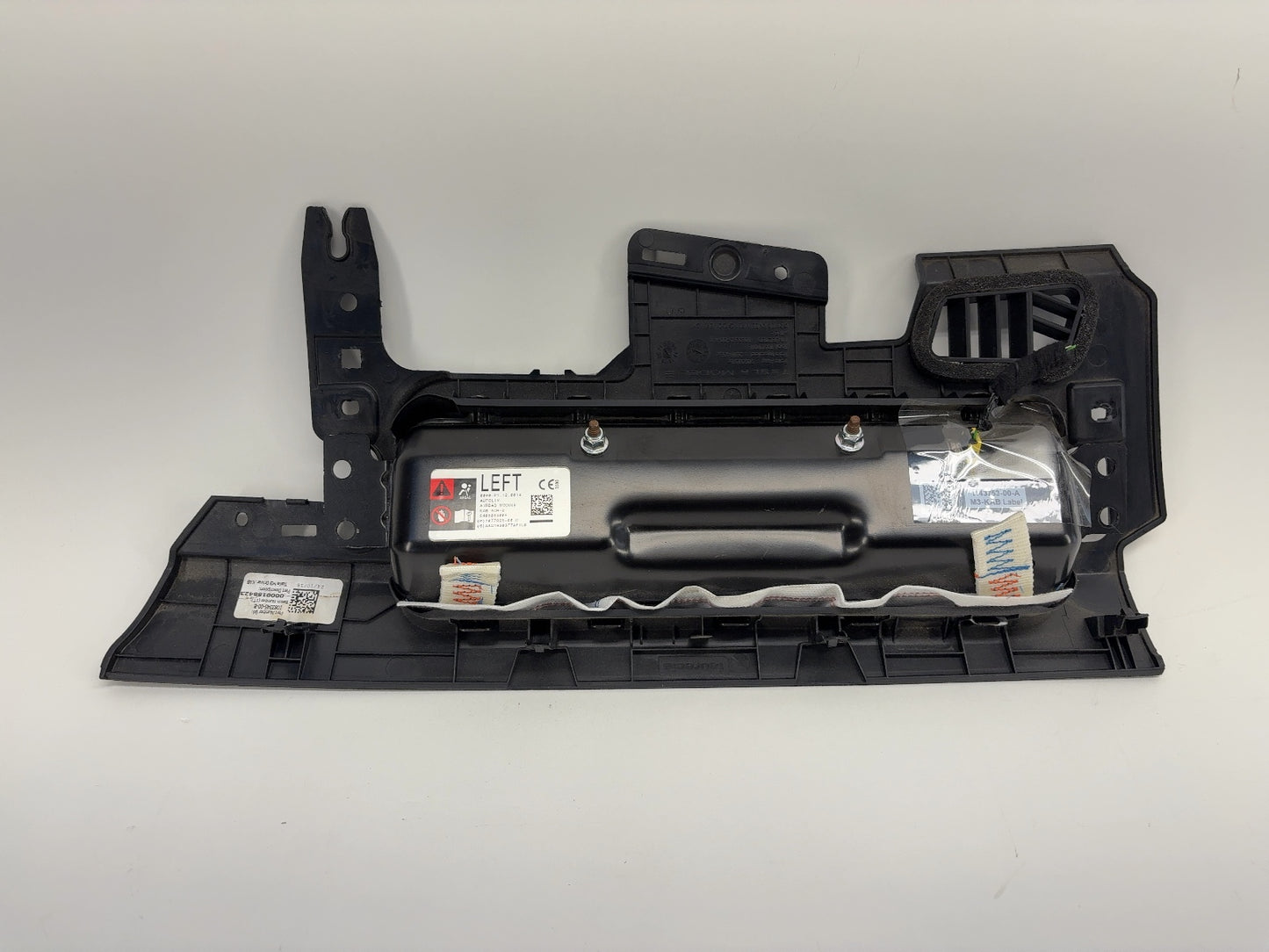 2018 Tesla Model 3 Front Left Driver Knee Airbag 1083345-00-E
