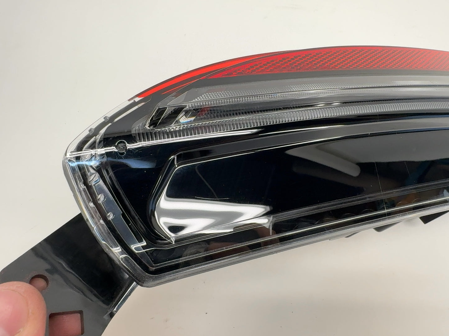 2025-2026 Tesla Model 3 Highland Rear Bumper Left Light 1712513-00-E