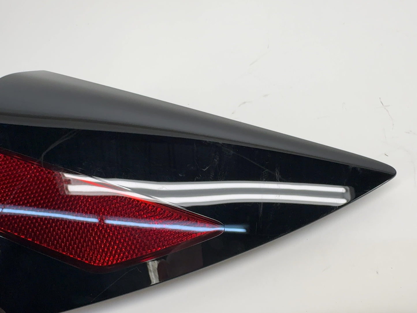 2025-2026 Tesla Model 3 Highland Right Quarter Reflector 1715105-30-A