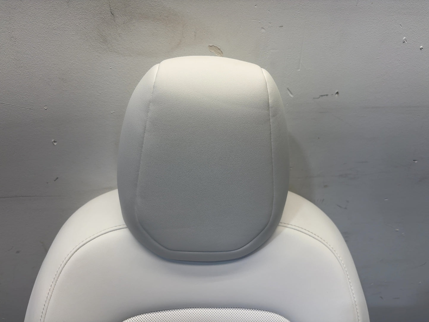 2023-2026 Tesla Model 3 Highland Front Right Seat Assembly 7754324-02-B