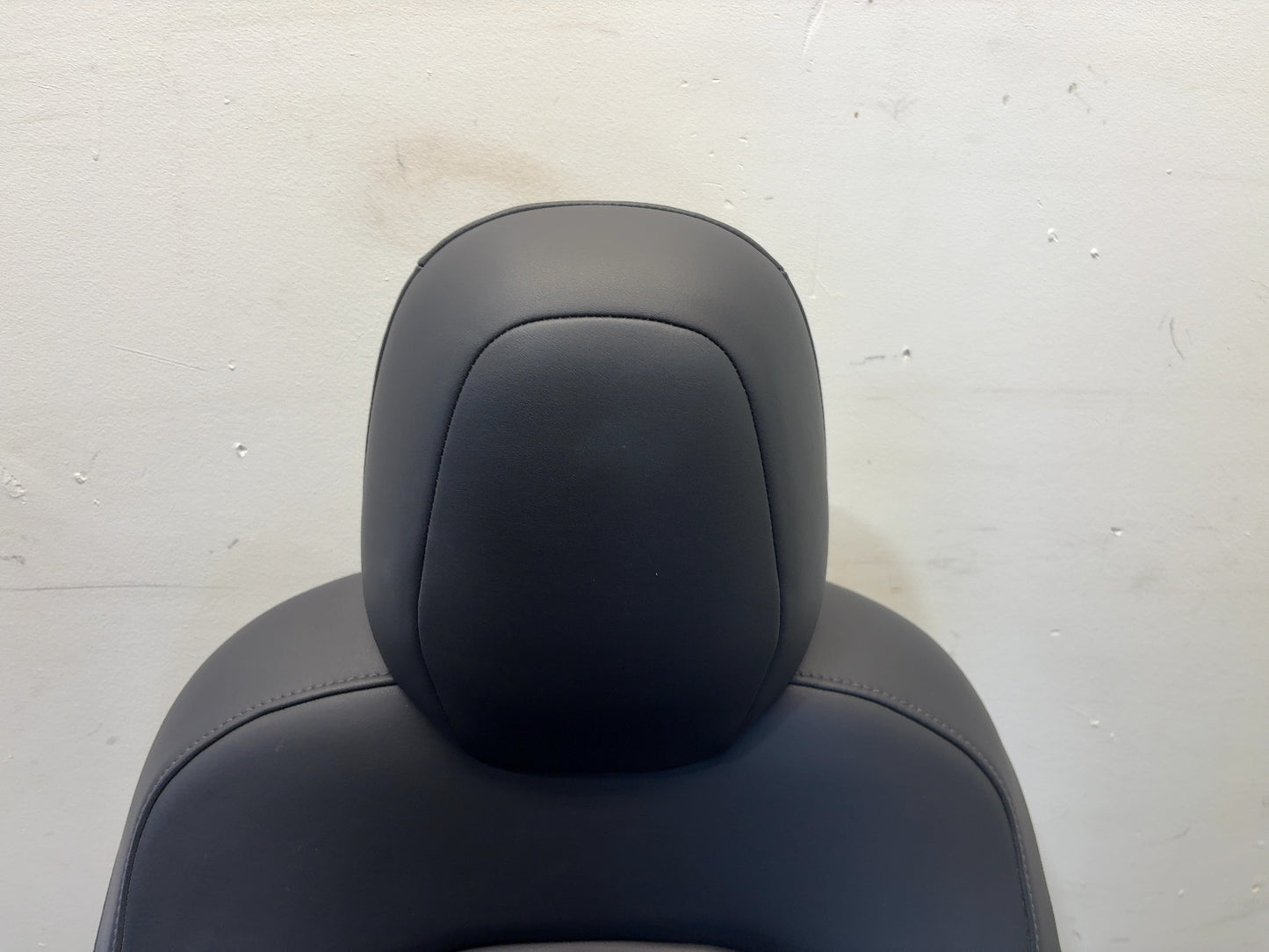 2018 Tesla Model 3 Front Left Seat Assembly 7654322-01-B