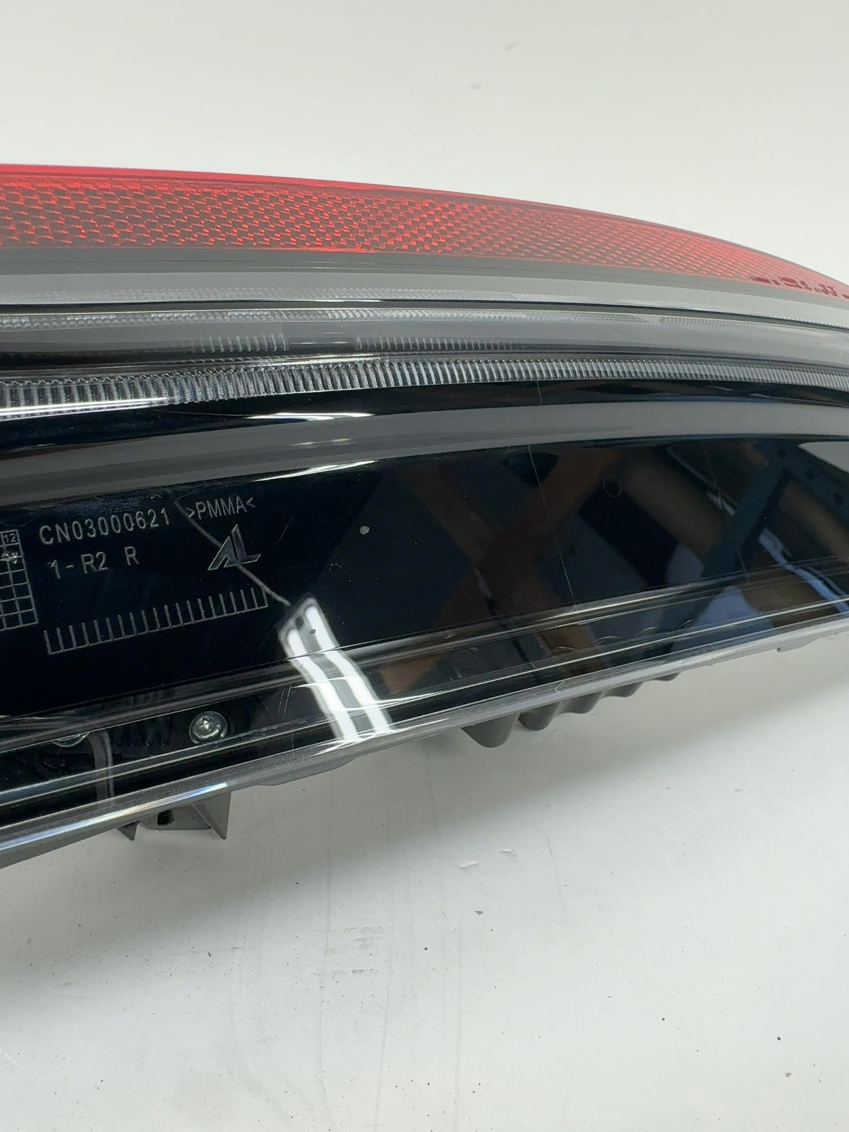 2025-2026 Tesla Model 3 Highland Rear Bumper Right Light 1712514-00-E