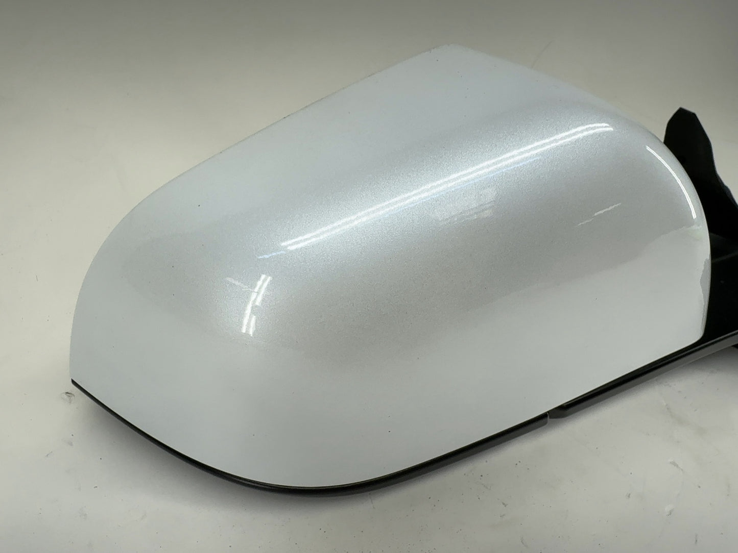 2025 Tesla Model 3 Highland Front Right Door Mirror Assembly 1592032-00-H
