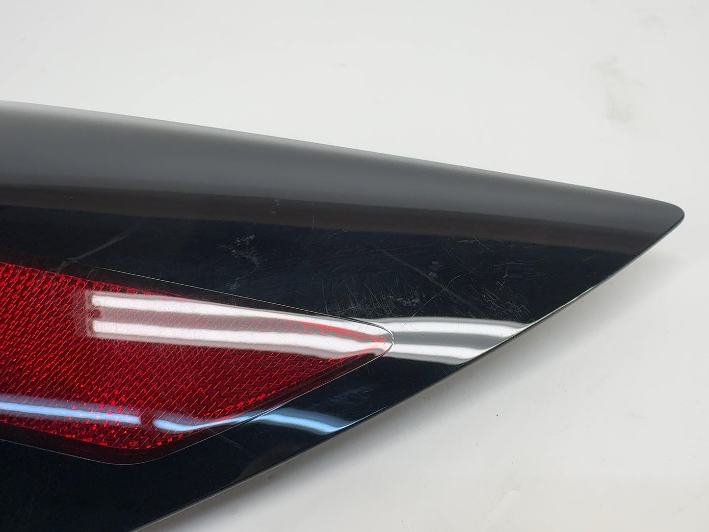 2025-2026 Tesla Model 3 Highland Right Quarter Reflector 1715105-30-A