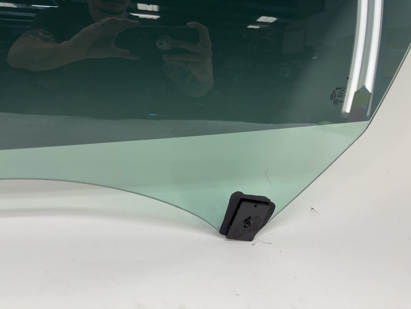 2021-2024 Tesla Model 3 Front Left Door Glass Laminated Note 1568570-00-C