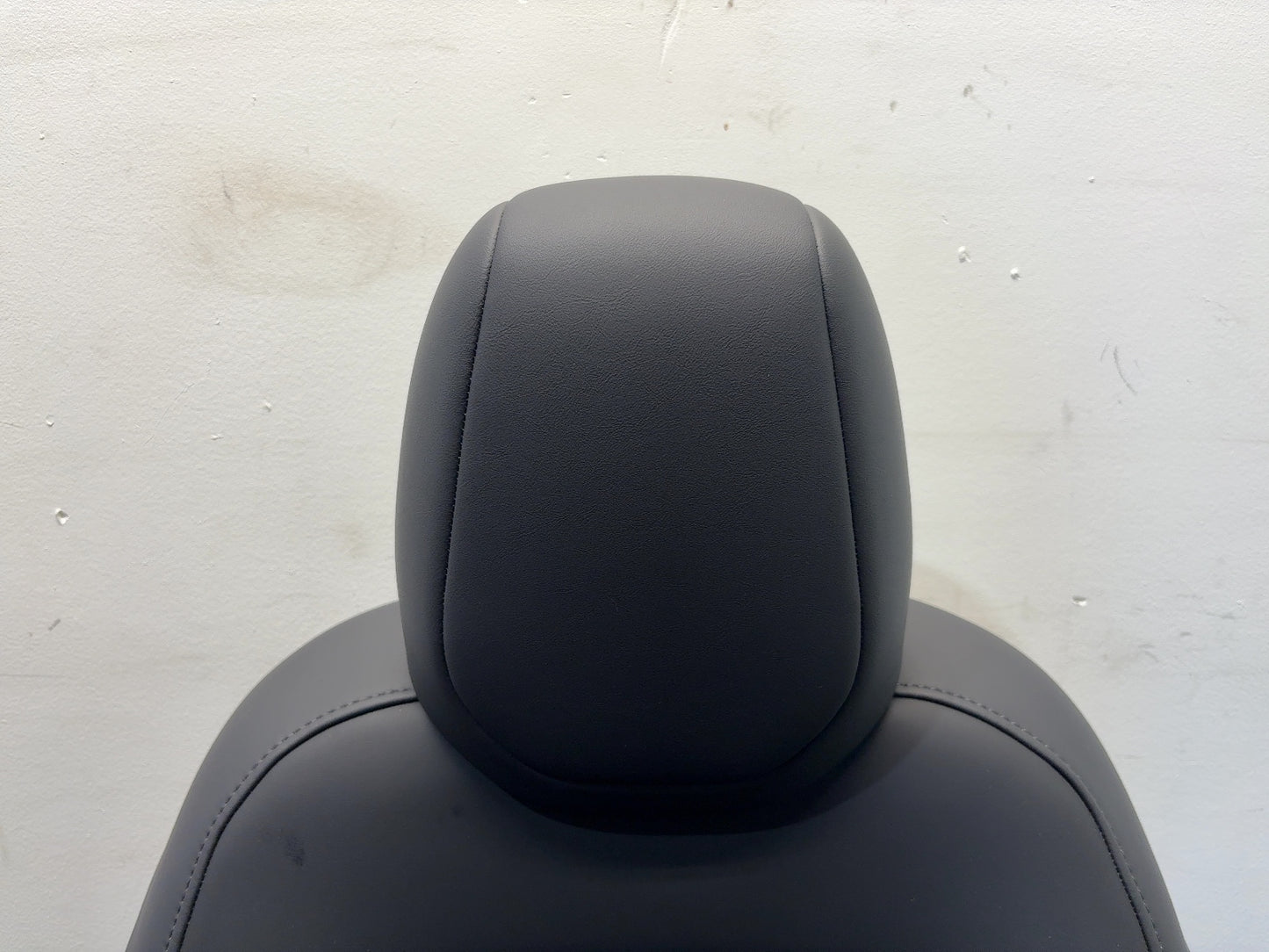2025-2026 Tesla Model 3 Highland Front Right Seat Assembly 7754324-01-B