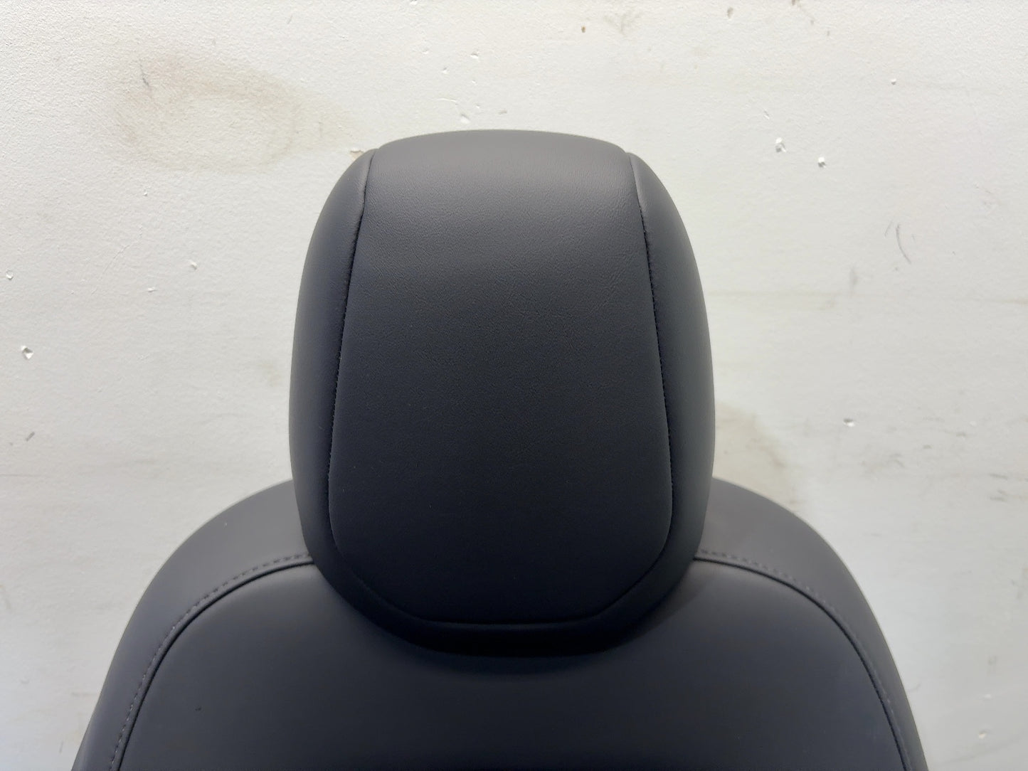 2025-2026 Tesla Model 3 Highland Front Right Seat Assembly 7754324-01-B