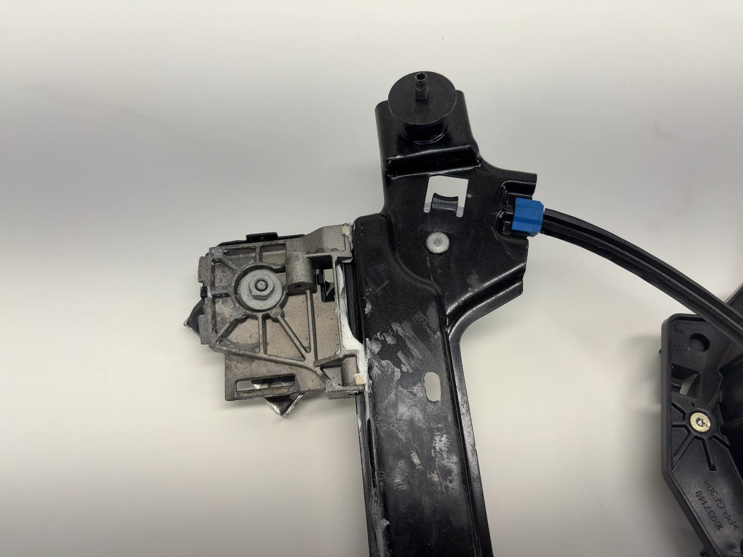 2018 Tesla Model X Rear Right Door Window Regulator 1028821-00-E